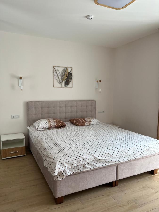 Жк «Сонячний Квартал» Apartman Királyfiszállás Kültér fotó