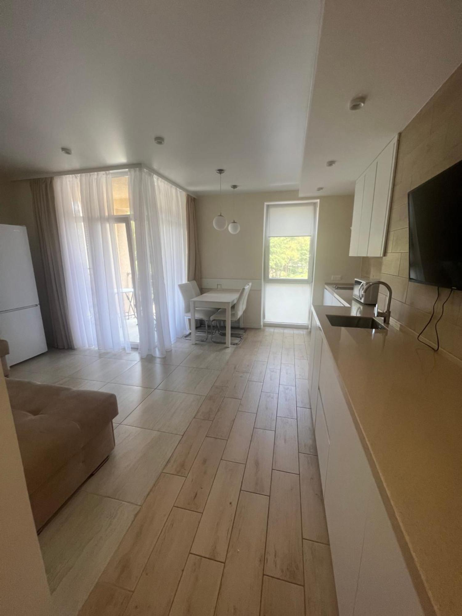 Жк «Сонячний Квартал» Apartman Királyfiszállás Kültér fotó
