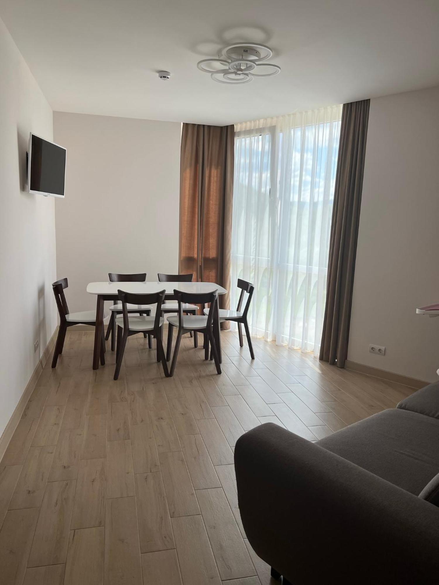 Жк «Сонячний Квартал» Apartman Királyfiszállás Kültér fotó
